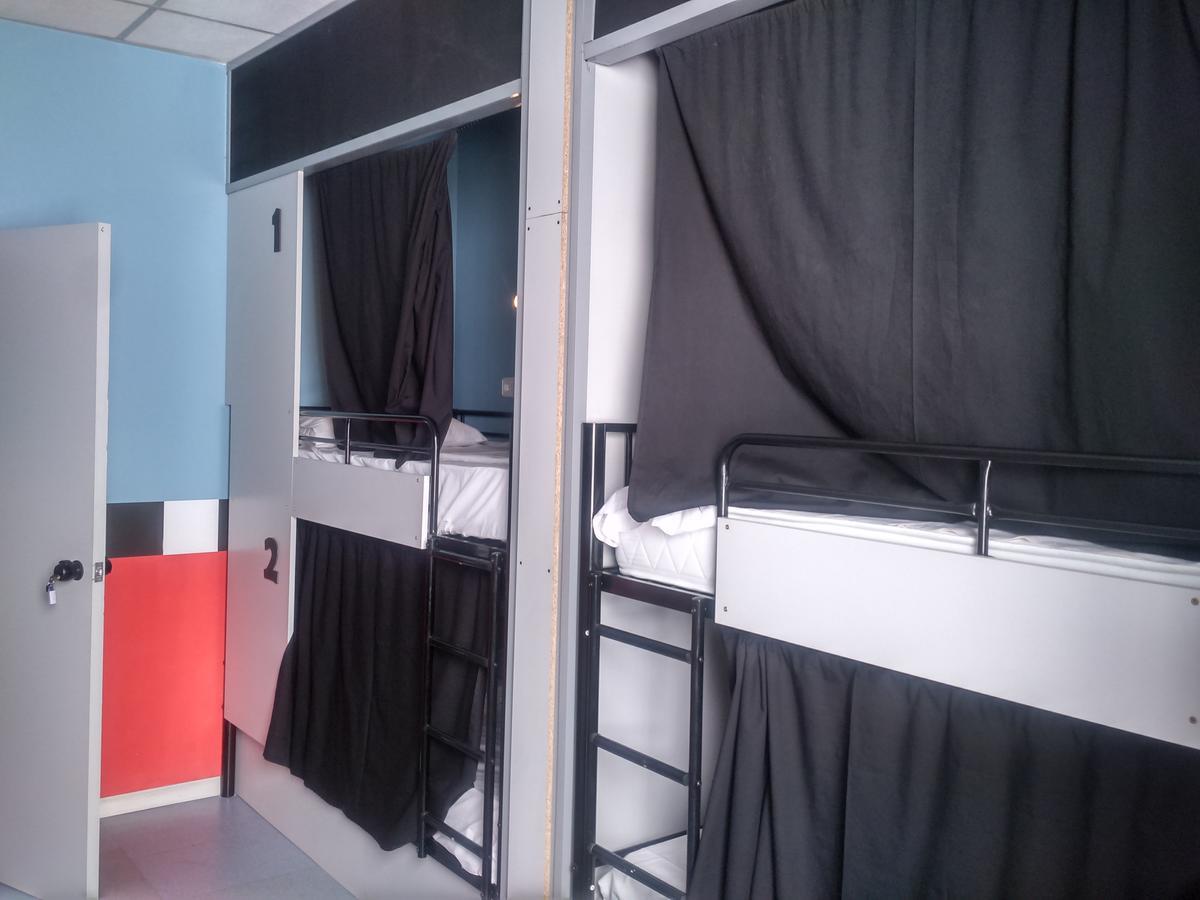Hostal Open *